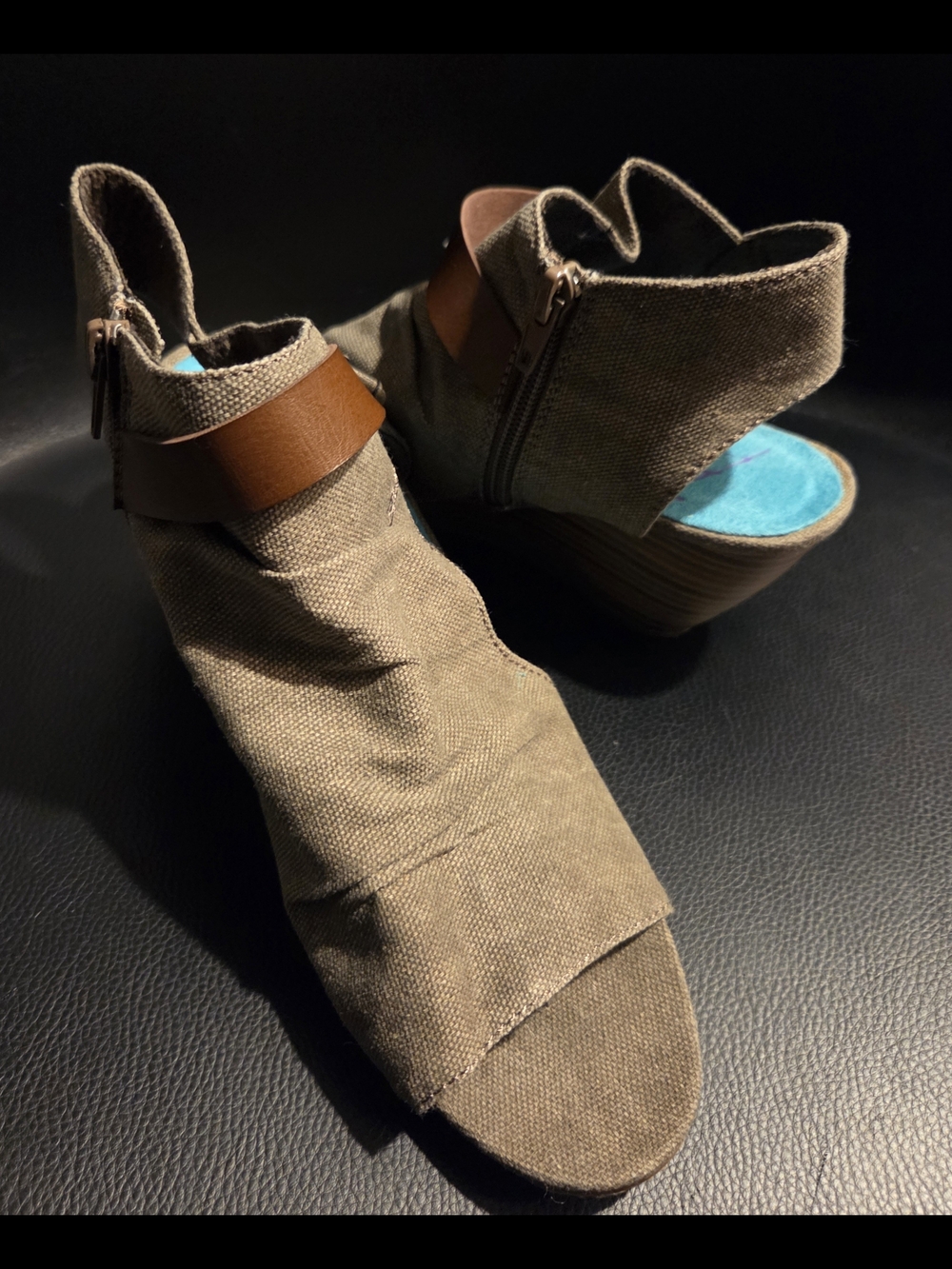 Womens Open-Toe Canvas Wedge Sandals in Olive with Brown Strap